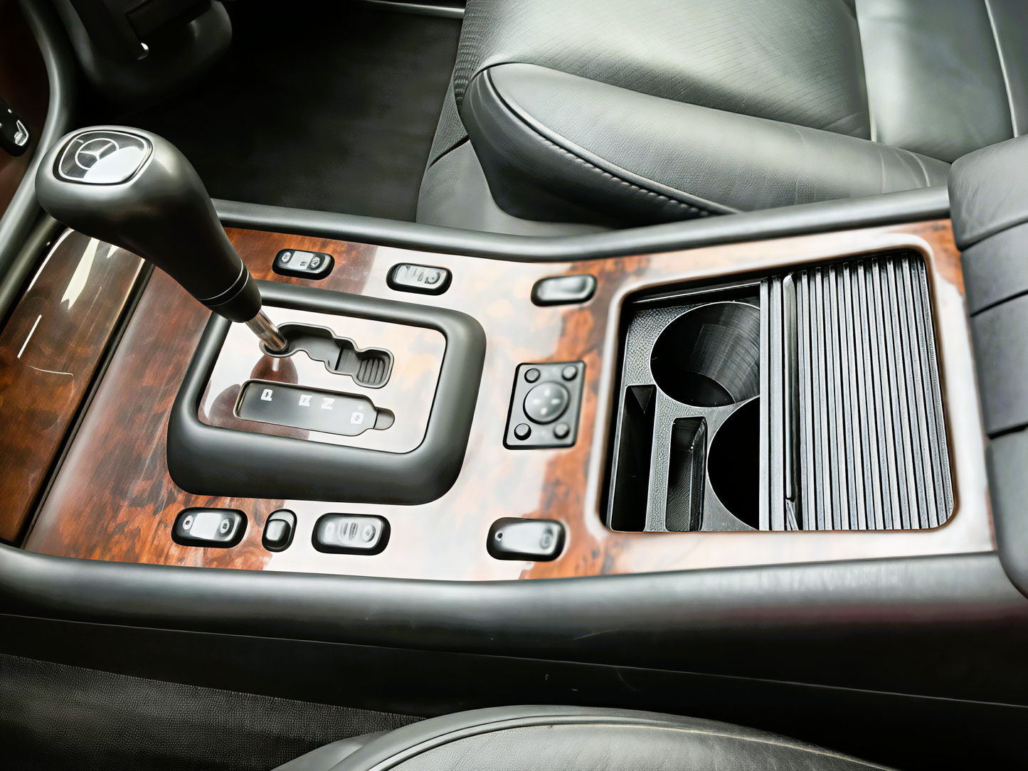 “ML Secret Slider” Rollo Ablagefach Mittelkonsole für Mercedes W163 ML 270 320 400 500 55 AMG ML63