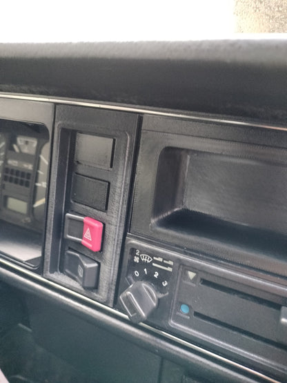 "Motorradio" Ablagefach anstelle des Radios fvom Golf 1 MKI 171837235